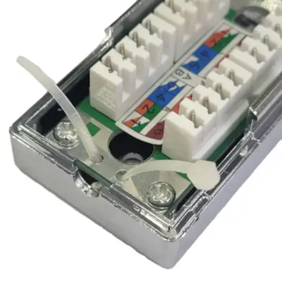 Vista lateral de Caja De Empalme Conexion Cable Red Utp Cat 5E