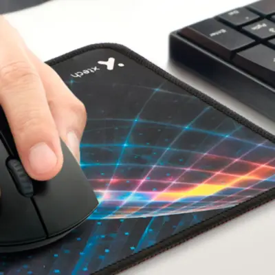 Vista lateral de Mouse Pad 18 X 22 X 0,2 Cm Xtech Colonist XTA-181